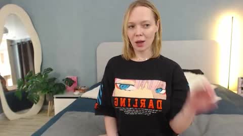natalee_love online show from 4, 2, 2026