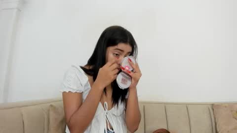 Naty  online show from 15, 11, 2025