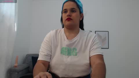 Nathalia online show from 19, 9, 2025