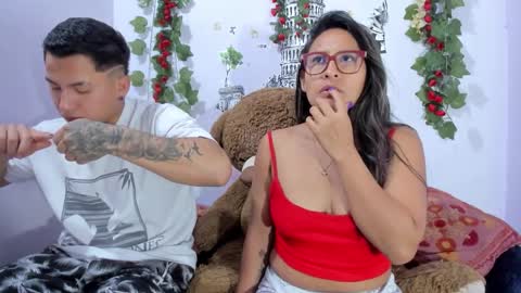 Snapshot of nataliaandjulliam chatting on 10, 11, 2025 nataliaandjulliam online show from 10, 11, 2025