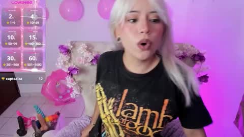 Snapshot of nataliahenao_69 chatting on 20, 11, 2025 Nataliua Henao online show from 20, 11, 2025