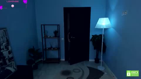 Natalie online show from 6, 11, 2025