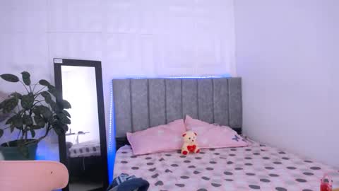 Snapshot of nataly_mcry chatting on 30, 10, 2025 NATALY online show from 30, 10, 2025