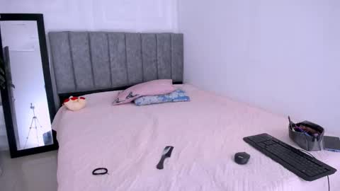 Snapshot of nataly_mcry chatting on 16, 11, 2025 NATALY online show from 16, 11, 2025