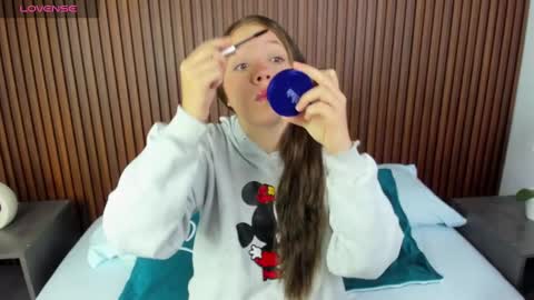 Nataly online show from 1, 3, 2025