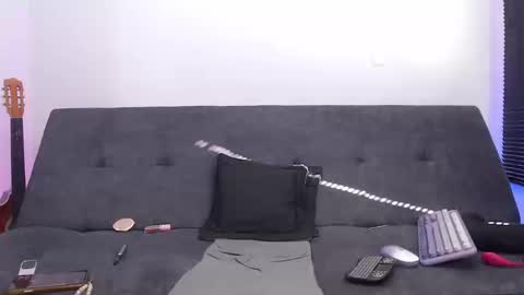   online show from 29, 9, 2025