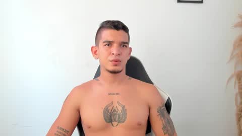 Snapshot of natan_77 chatting on 14, 11, 2025 natan_77 online show from 14, 11, 2025