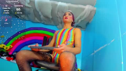 Snapshot of natasha_clifford chatting on 18, 11, 2025 natasha_clifford online show from 18, 11, 2025