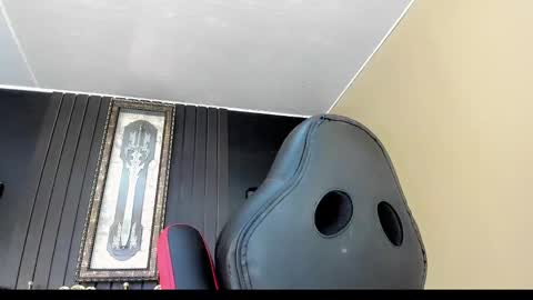 Snapshot of natasha_clifford chatting on 28, 11, 2025 natasha_clifford online show from 28, 11, 2025