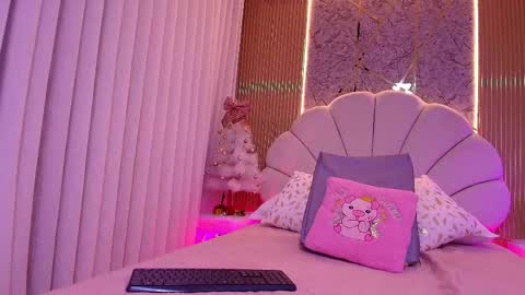 Snapshot of natasha_luna_ chatting on 26, 11, 2025 Natasha online show from 26, 11, 2025