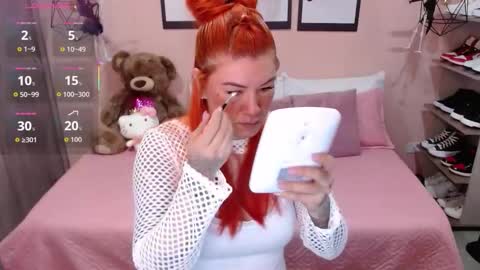 Snapshot of natasha_woo chatting on 25, 10, 2025 Nat online show from 25, 10, 2025