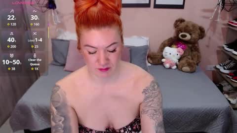 Snapshot of natasha_woo chatting on 31, 10, 2025 Nat online show from 31, 10, 2025