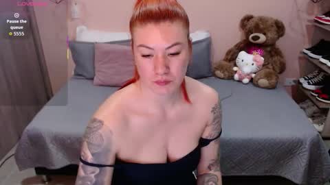 Snapshot of natasha_woo chatting on 2, 11, 2025 Nat online show from 2, 11, 2025