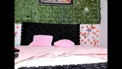 natashahot_21 online show from 9, 1, 2025
