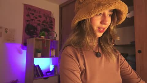 Natasha Independent model online show from 12, 3, 2026