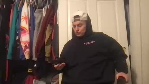 Snapshot of natetheexplorer chatting on 10, 10, 2025 natetheexplorer online show from 10, 10, 2025