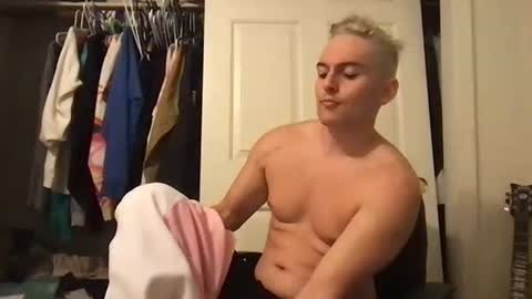 Snapshot of natetheexplorer chatting on 1, 11, 2025 natetheexplorer online show from 1, 11, 2025