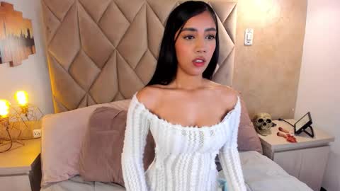 NATH QUIM online show from 12, 11, 2025