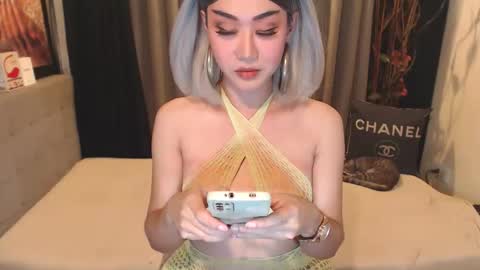 Snapshot of nathaliehuges chatting on 22, 2, 2026 Goddess Nathalie online show from 22, 2, 2026