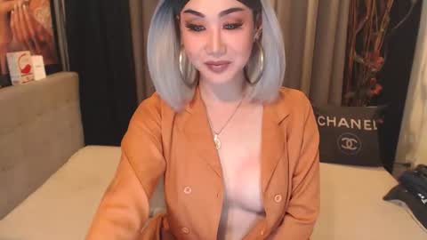 Snapshot of nathaliehuges chatting on 9, 3, 2026 Goddess Nathalie online show from 9, 3, 2026