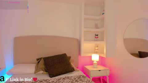 NATHALY  online show from 23, 10, 2025