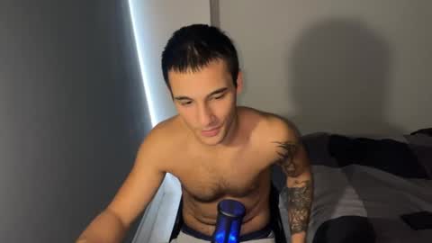 native_boy2 online show from 15, 3, 2026