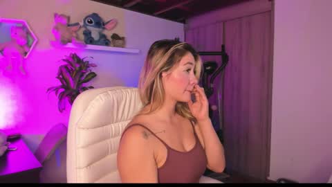 Nattasha online show from 5, 10, 2025