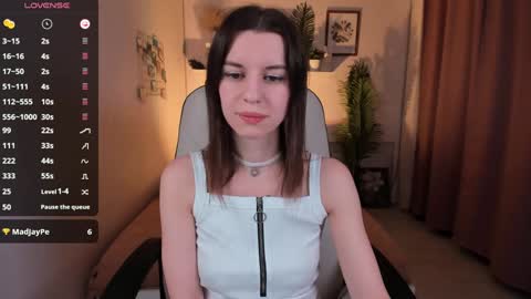 Melisa  FOLLOW ME  online show from 13, 12, 2024