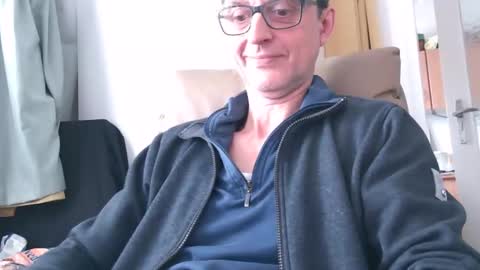 Snapshot of naturista25 chatting on 8, 11, 2025 naturista25 online show from 8, 11, 2025