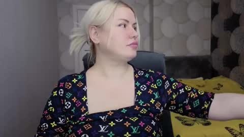 natusik123 online show from 19, 12, 2025