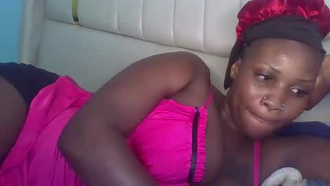 Snapshot of naughty8779 chatting on 6, 11, 2025 naughty8779 online show from 6, 11, 2025