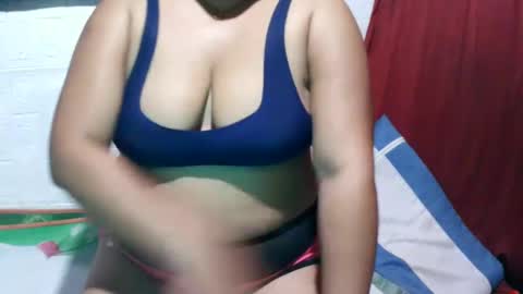 Snapshot of naughty_baby25 chatting on 15, 2, 2025 Hannah online show from 15, 2, 2025