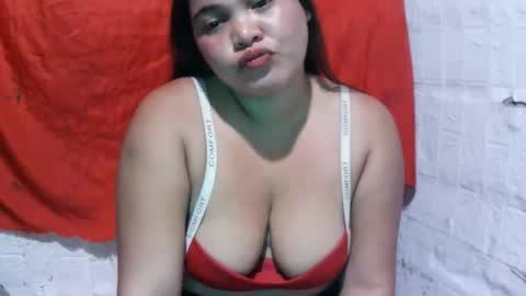 Snapshot of naughty_baby25 chatting on 15, 9, 2025 Hannah online show from 15, 9, 2025