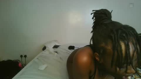 naughty_ellaa online show from 10, 9, 2025