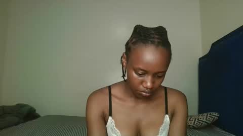 naughty_ellaa online show from 5, 10, 2025