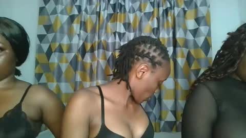 naughty_ellaa online show from 8, 10, 2025