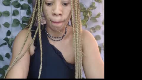 Snapshot of naughty_xxbunny chatting on 30, 1, 2025 beauty online show from 30, 1, 2025