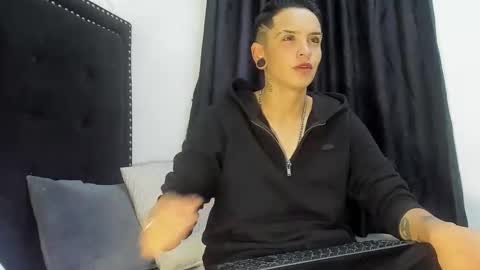 naughtyboy_rs online show from 9, 9, 2025
