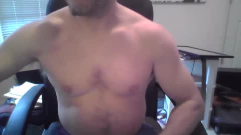 Snapshot of naughtybutnice6_9 chatting on 12, 11, 2025 naughtybutnice6_9 online show from 12, 11, 2025