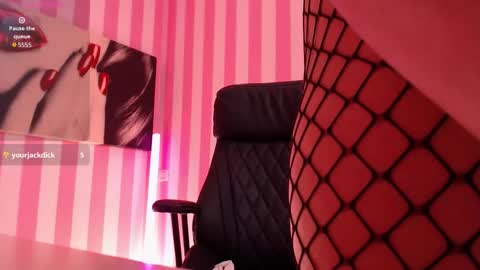 Elska online show from 9, 10, 2025