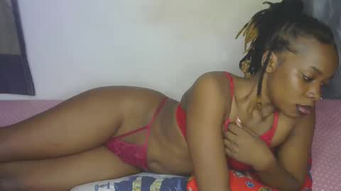 naughtyie online show from 25, 11, 2025