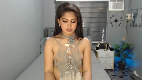 Snapshot of naughtykeats chatting on 24, 2, 2025 Crystal online show from 24, 2, 2025