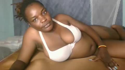Naughty is my name online show from 21, 12, 2024