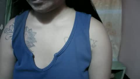 Snapshot of naughtymom_33 chatting on 7, 11, 2025 naughtymom_33 online show from 7, 11, 2025