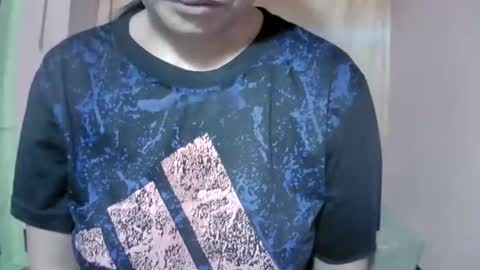 Snapshot of naughtymom_33 chatting on 9, 11, 2025 naughtymom_33 online show from 9, 11, 2025