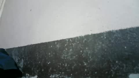 Snapshot of naughtymom_33 chatting on 21, 12, 2025 naughtymom_33 online show from 21, 12, 2025