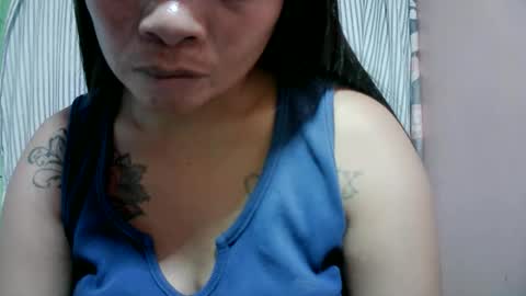 Snapshot of naughtymom_33 chatting on 3, 2, 2026 naughtymom_33 online show from 3, 2, 2026