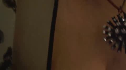 Snapshot of naughtymomxxx chatting on 2, 1, 2025 OldKinkyMILF online show from 2, 1, 2025