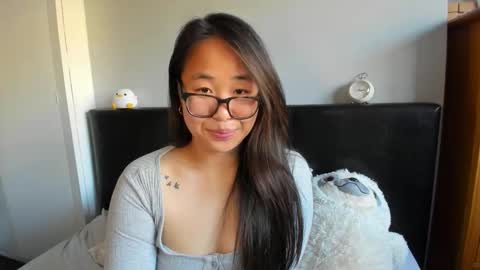 Snapshot of naughtynerdygirl chatting on 2, 11, 2025 Gigi Chu online show from 2, 11, 2025