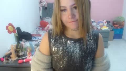 Snapshot of naughtyplayass chatting on 12, 3, 2025 naughtyplayass online show from 12, 3, 2025
